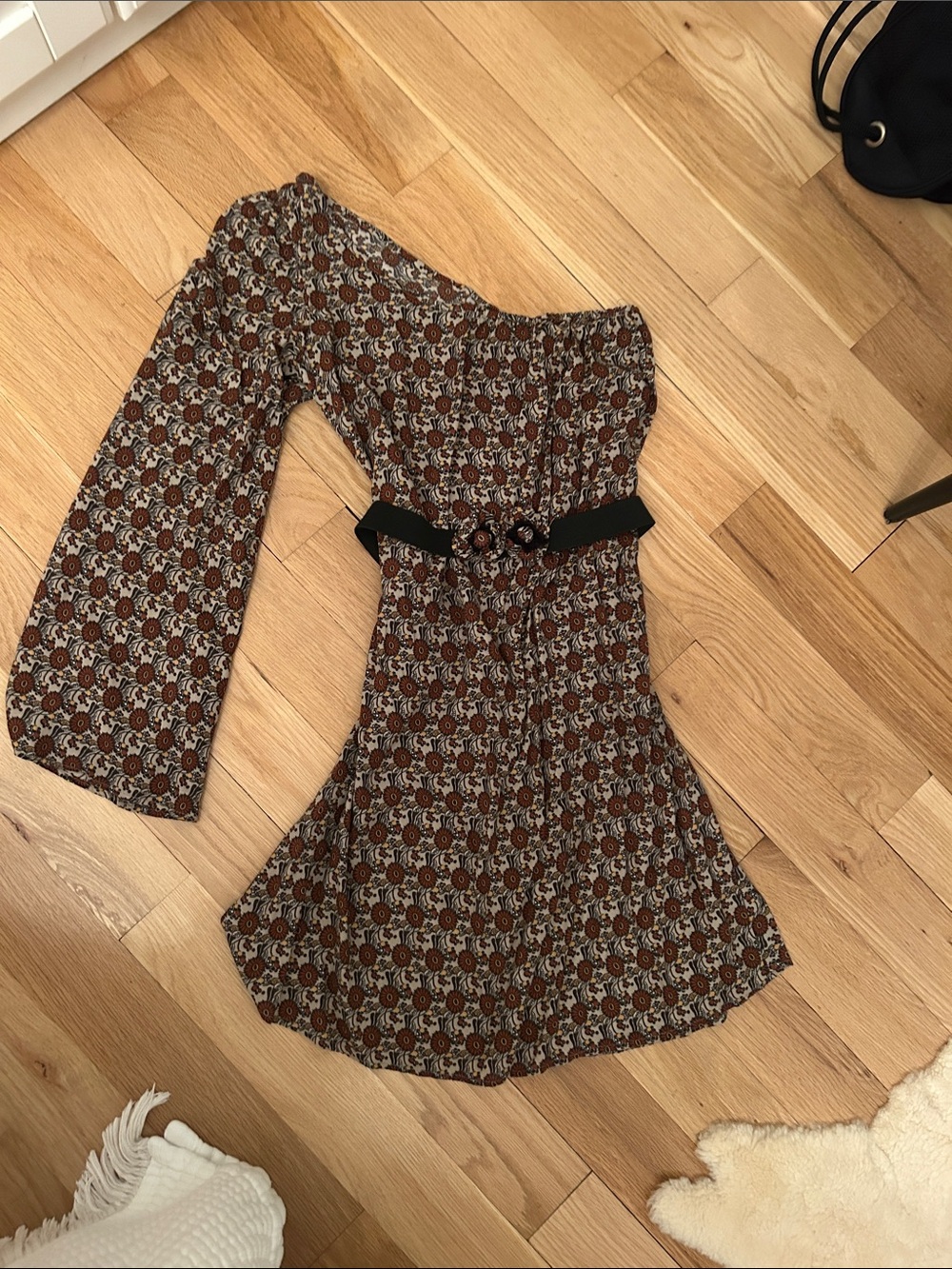 Zara One-Shoulder Brown Floral Print Mini Dress with Black Belt vintage medium m